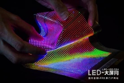 韩国研发出内置OLED屏幕的布料